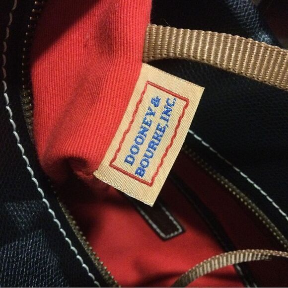 DOONEY & BOURKE Shoulder Bag - Picture 10 of 13